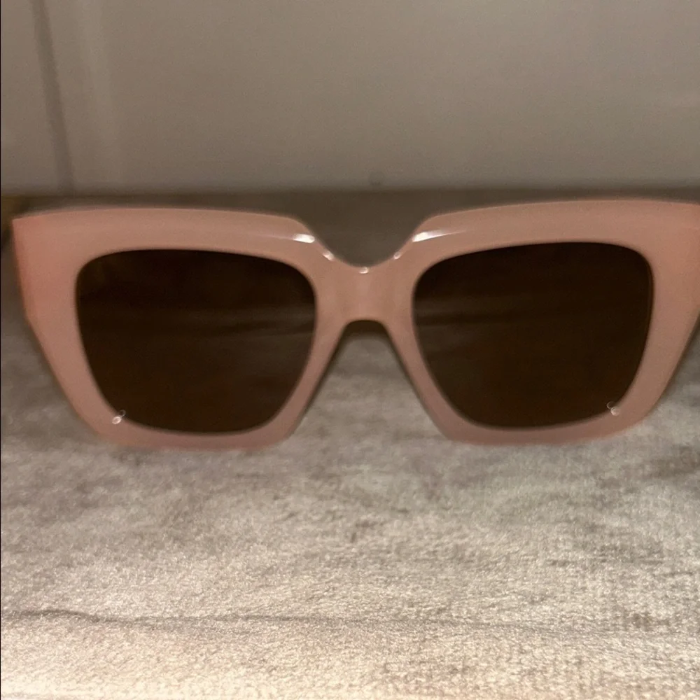 Women’s Blush Sunglasses‎
